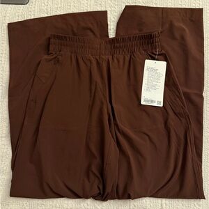 Lululemon Swift Mid Rise Pants size 4
